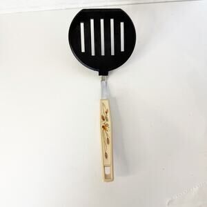Vtg Japan Wide Slotted Spatula Flipper Black Nylon Wheat Floral Almond Handle